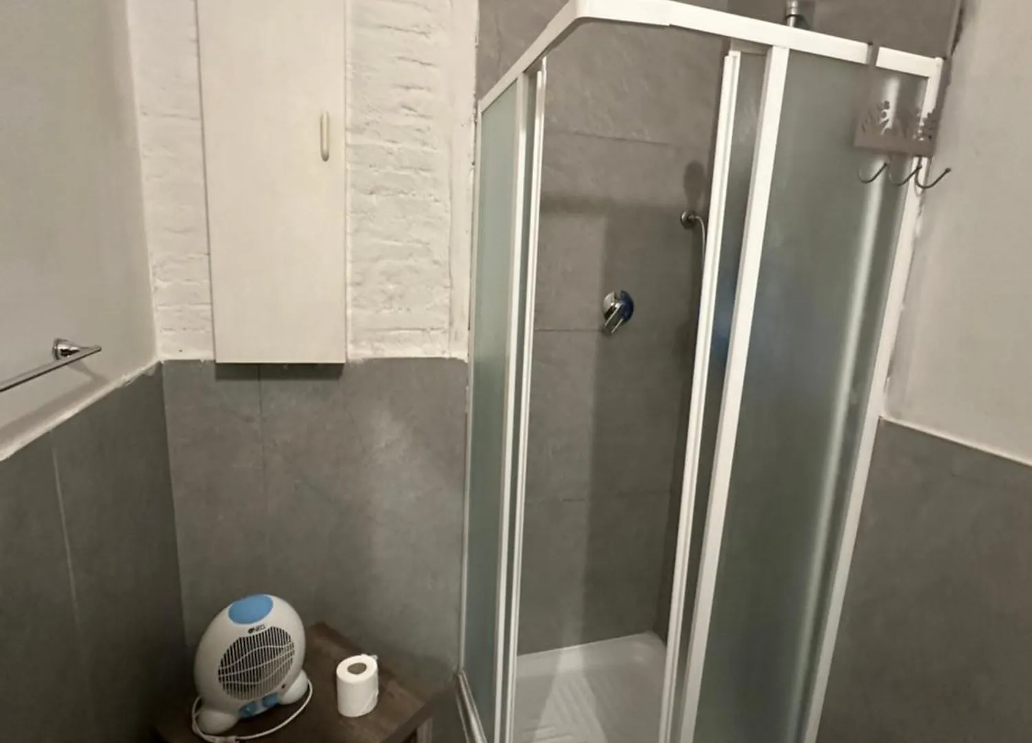 K.Singleroom Carpi Guest house